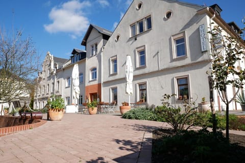 Hotel Garni Brauhof Niederwiesa Übernachtung mit Frühstück in Chemnitz