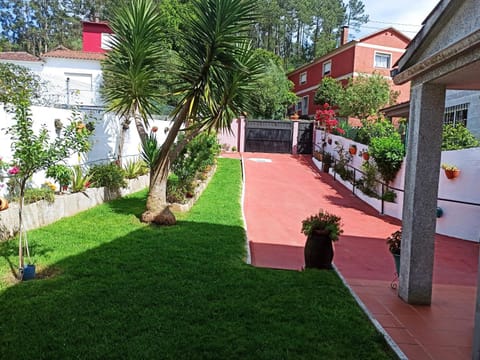 Charming house in O Rosal with garden and spa House in Viana do Castelo District, Portugal