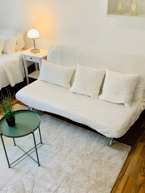 Top renoviertes Apartement in bester Lage von Homburg- 5 Fußminuten zur Uniklinik Apartment in Saarland, 66, Germany