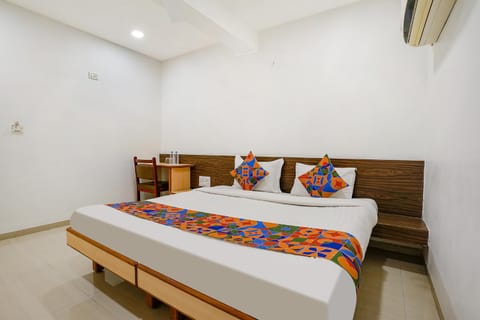 FabHotel RVG, Alkapuri Vadodara Hotel in Vadodara