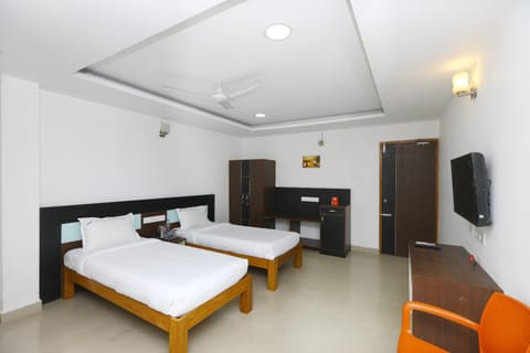 OYO Sri BKM Guest House Hotel in Chennai