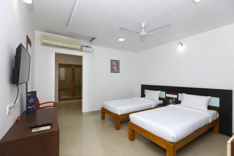 OYO Sri BKM Guest House Hotel in Chennai