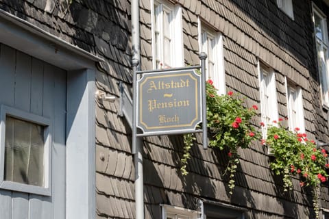 Altstadt-Pension Koch Bed and Breakfast in Goslar