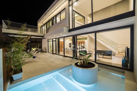 Villa L2/ Boutique Villa House in Crete