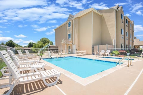 Microtel Inn & Suites Claremore Hotel in Oklahoma
