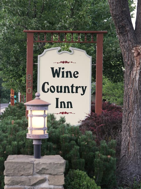 Wine Country Inn Locanda in Jacksonville