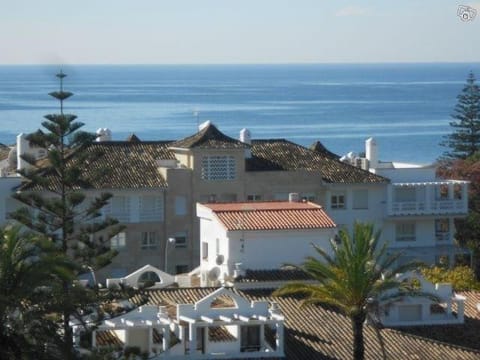 Penthouse A6 Parque la Carolina/Carolina Park Condo in Marbella