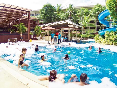 Holiday Inn Resort Phuket Surin Beach, an IHG Hotel Hotel in Choeng Thale