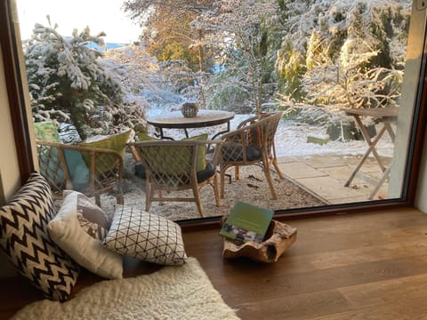 Winter, Garden, View (from property/room), Balcony/Terrace, Living room, Seating area, Food, Garden view