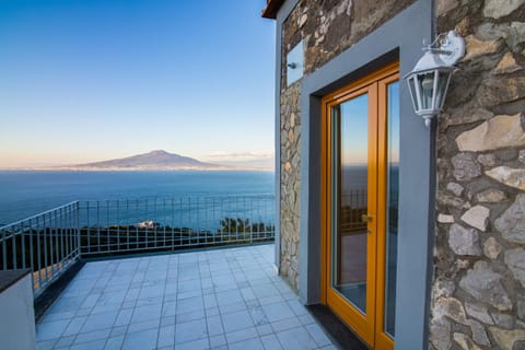 Facade/entrance, Mountain view, Sea view