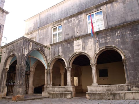 Leut Apartment Eigentumswohnung in Korčula