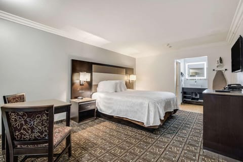 Photo of the whole room, On site