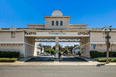 Property building, On site