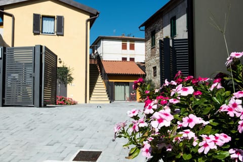 Facade/entrance, Garden, Garden view