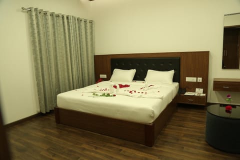 Four N Square Residency Hotel in Kerala
