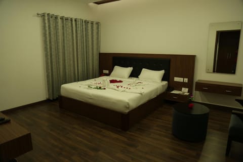 Four N Square Residency Hotel in Kerala