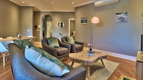 Greenpoint Apartments Condominio in Cape Town