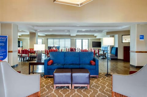 Comfort Inn & Suites Biloxi-D'Iberville Hotel in Biloxi
