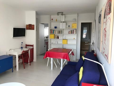 Studio lumineux à deux pas de la plage d'Hendaye - FR-1-2-323 Apartment in Hendaye