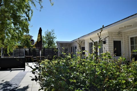 Spring, Day, Summer, On site