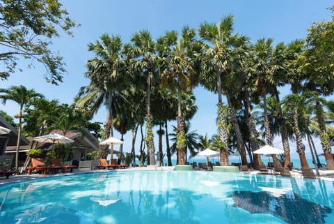 Paradise Beach Resort, Koh Samui - SHA Extra Plus Resort in Ko Samui