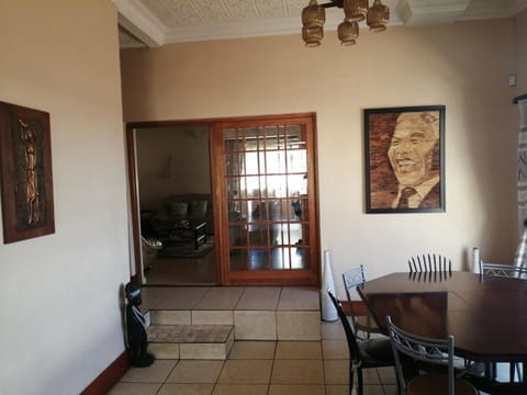 Naisar's Apartments Primrose,Johannesburg Haus in Johannesburg