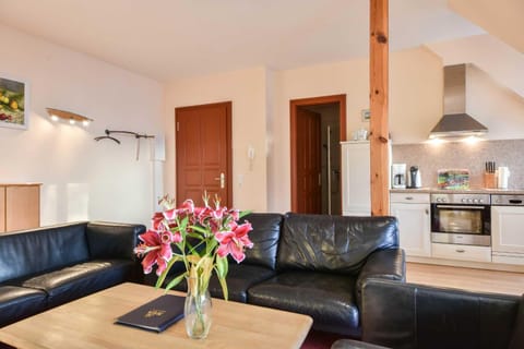 Villa Medici 7 a Apartment in Heringsdorf