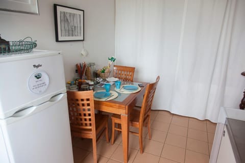 Food close-up, Kitchen or kitchenette, Photo of the whole room, Decorative detail, Dining area, Buffet breakfast, Italian breakfast, Lunch, Dinner, young children, older children, group of guests, Family