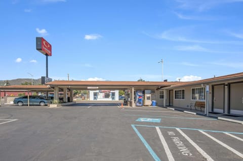 Econo Lodge Yreka Motel in Yreka