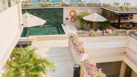 Balcony/Terrace, Pool view