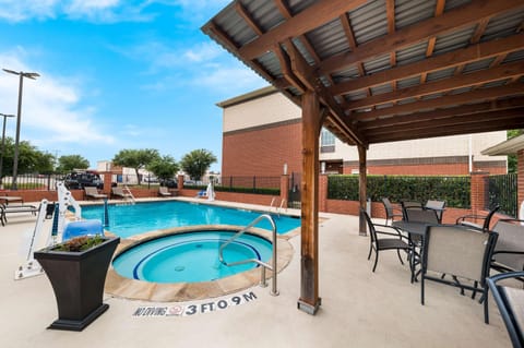 Best Western Plus Lake Dallas Inn & Suites Hotel in Lake Dallas