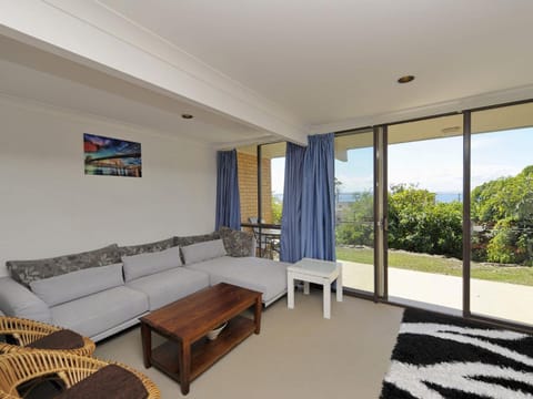 The Crest Unit 5 6 8 Tomaree Road Eigentumswohnung in Shoal Bay
