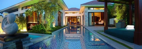 Property building, Garden, Garden view, Pool view, Swimming pool