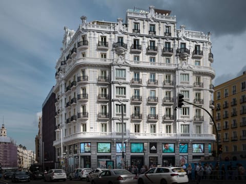 NH Collection Madrid Gran Vía Hotel in Centro