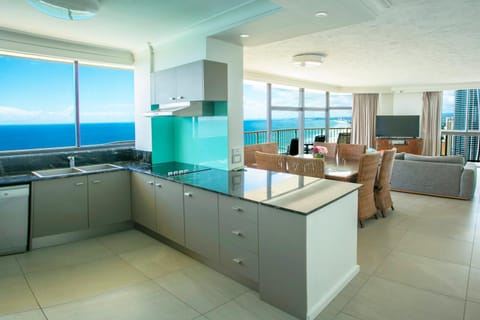 Penthouse at Imperial Surf Condominio in Surfers Paradise