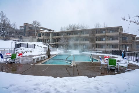 Pokolodi Lodge Resort in Snowmass Village