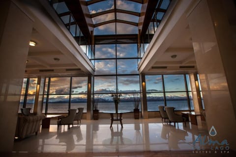 Winter, Lobby or reception, On site, Sunset