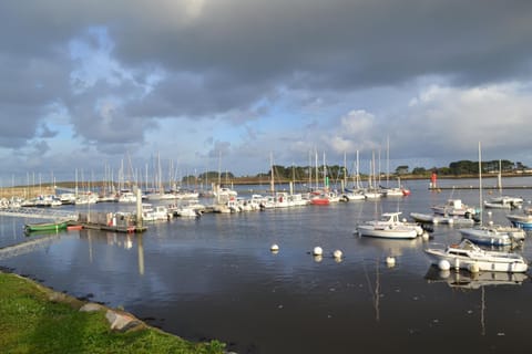 Le Libenter Hotel in Plouguerneau