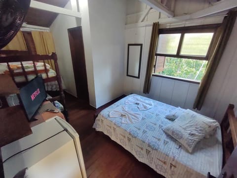 TV and multimedia, View (from property/room), Photo of the whole room, Landmark view, fireplace, oven