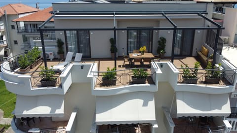 Property building, Balcony/Terrace