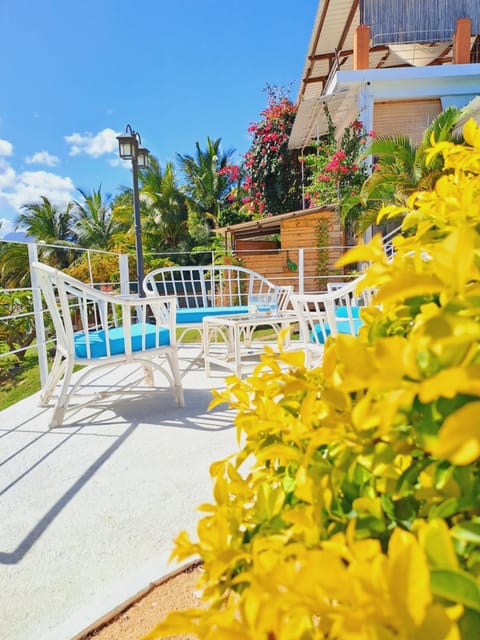 Residence Ma Vie Là Ltee Apartment in Rivière Noire District, Mauritius