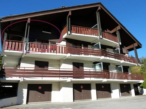 Appartement bord de piste avec cheminée et parking - FR-1-304-111 Apartment in La Clusaz