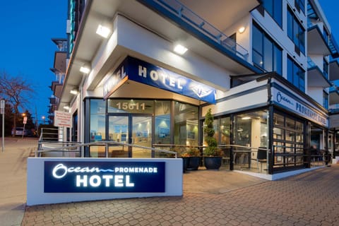 Ocean Promenade Hotel Hotel in White Rock