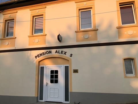 Pension Alex Chambre d’hôte in Gera
