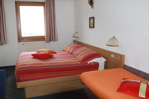 Hotel Genziana Hotel in Canton of Grisons