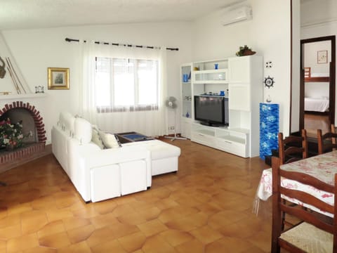 Holiday Home Giacu - REI225 by Interhome Casa in Costa Rei