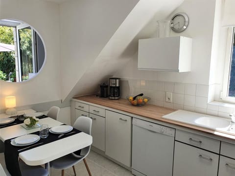 Holiday Home La Marinière by Interhome Haus in Concarneau