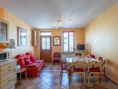 Holiday Home La Rose des Vents by Interhome House in Normandy