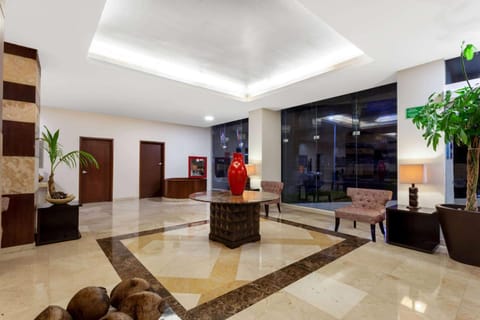 Lobby or reception, On site