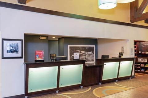 Hampton Inn & Suites Cleveland-Airport/Middleburg Heights Hotel in Middleburg Heights